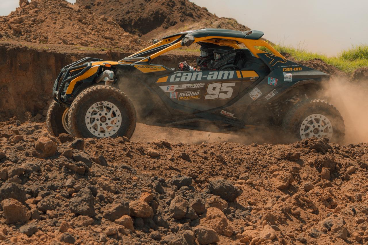 Franco Segnini fija la mira en el campeonato tras un prometedor inicio en el rally nacional